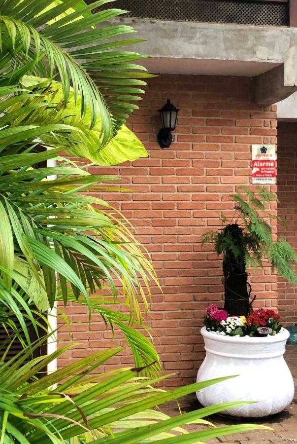 Otima Localizacao! Casa Tulipa, Praia De Pernambuco 瓜鲁雅 外观 照片