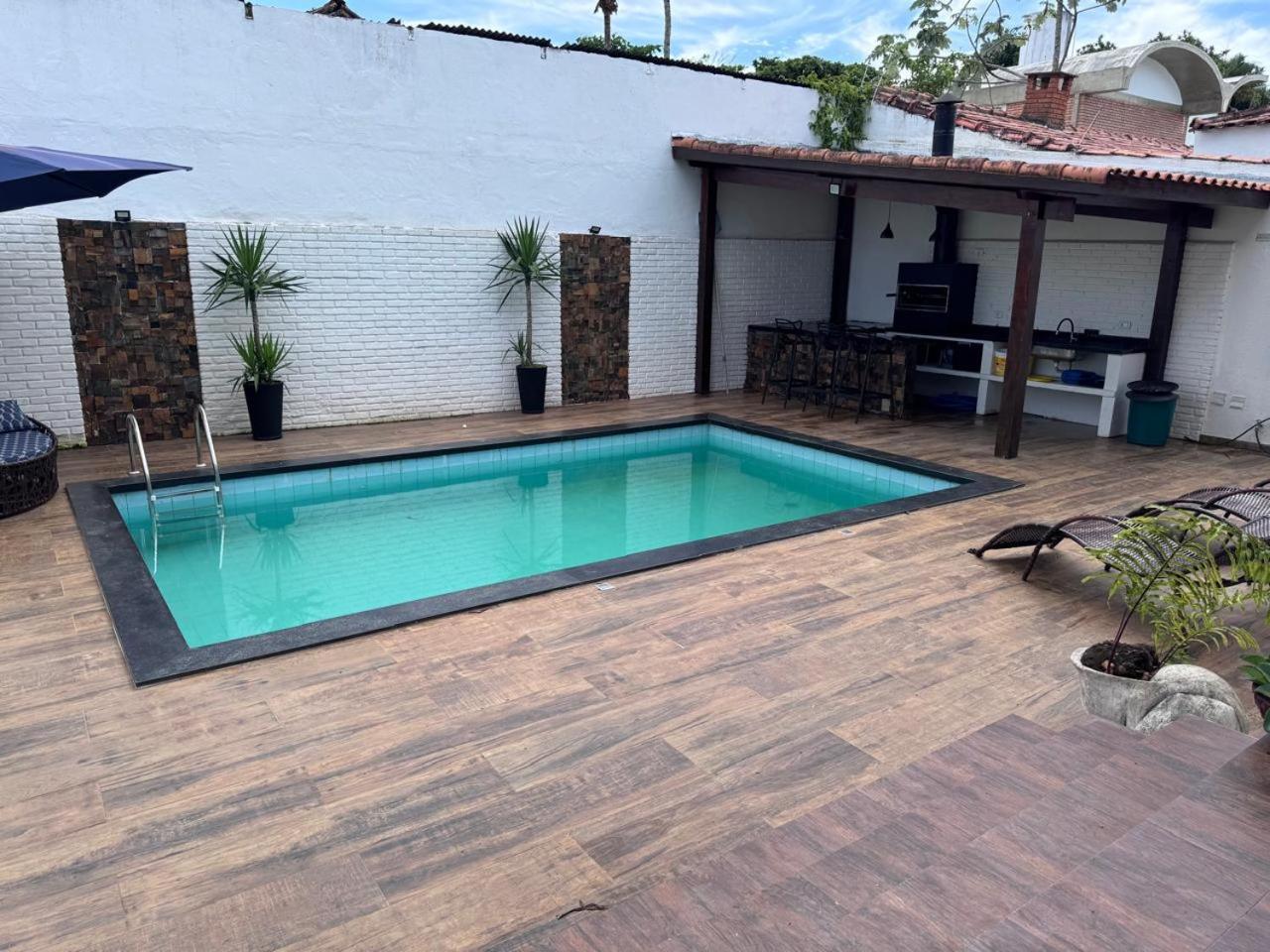 Otima Localizacao! Casa Tulipa, Praia De Pernambuco 瓜鲁雅 外观 照片