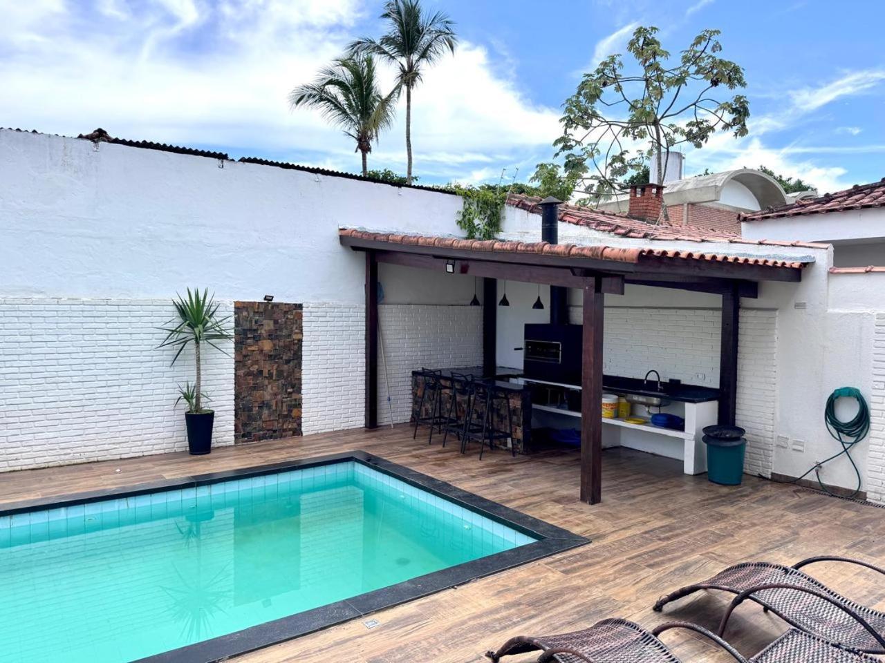 Otima Localizacao! Casa Tulipa, Praia De Pernambuco 瓜鲁雅 外观 照片